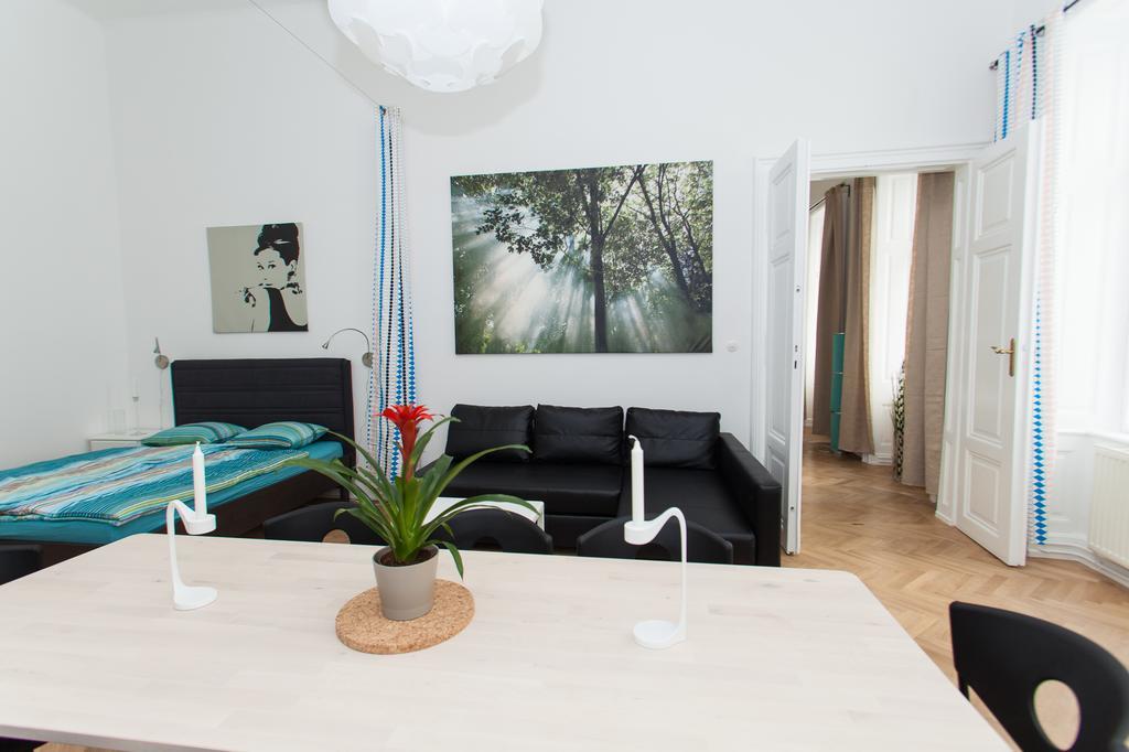 Deluxe Apartment With 3 Rooms - Hegelgasse 17 - * Vienna